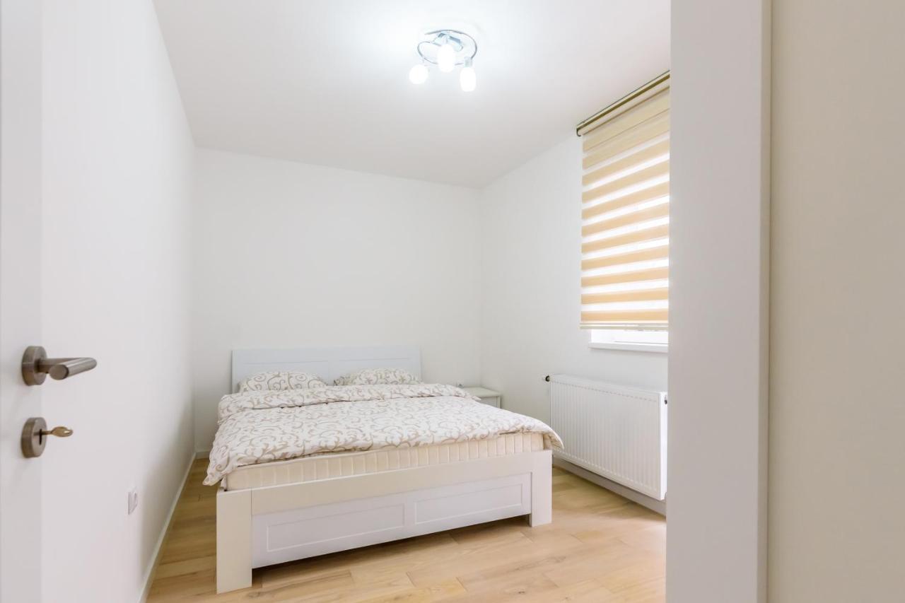 Apartmani “Lazar” I “Lena” コパオニク エクステリア 写真