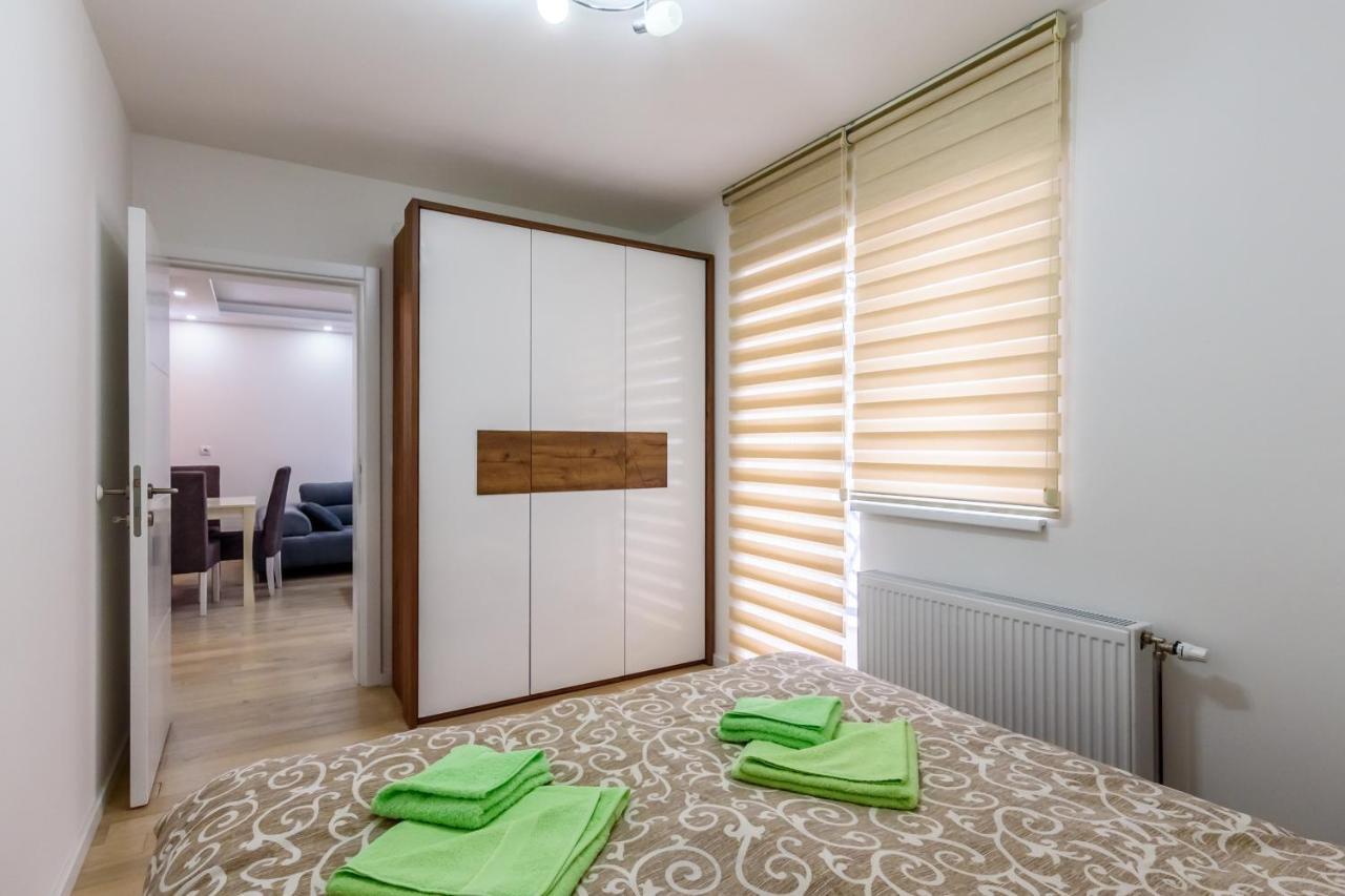 Apartmani “Lazar” I “Lena” コパオニク エクステリア 写真