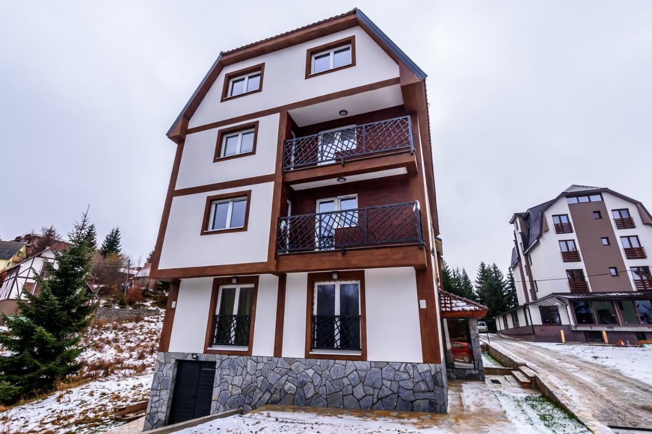 Apartmani “Lazar” I “Lena” コパオニク エクステリア 写真
