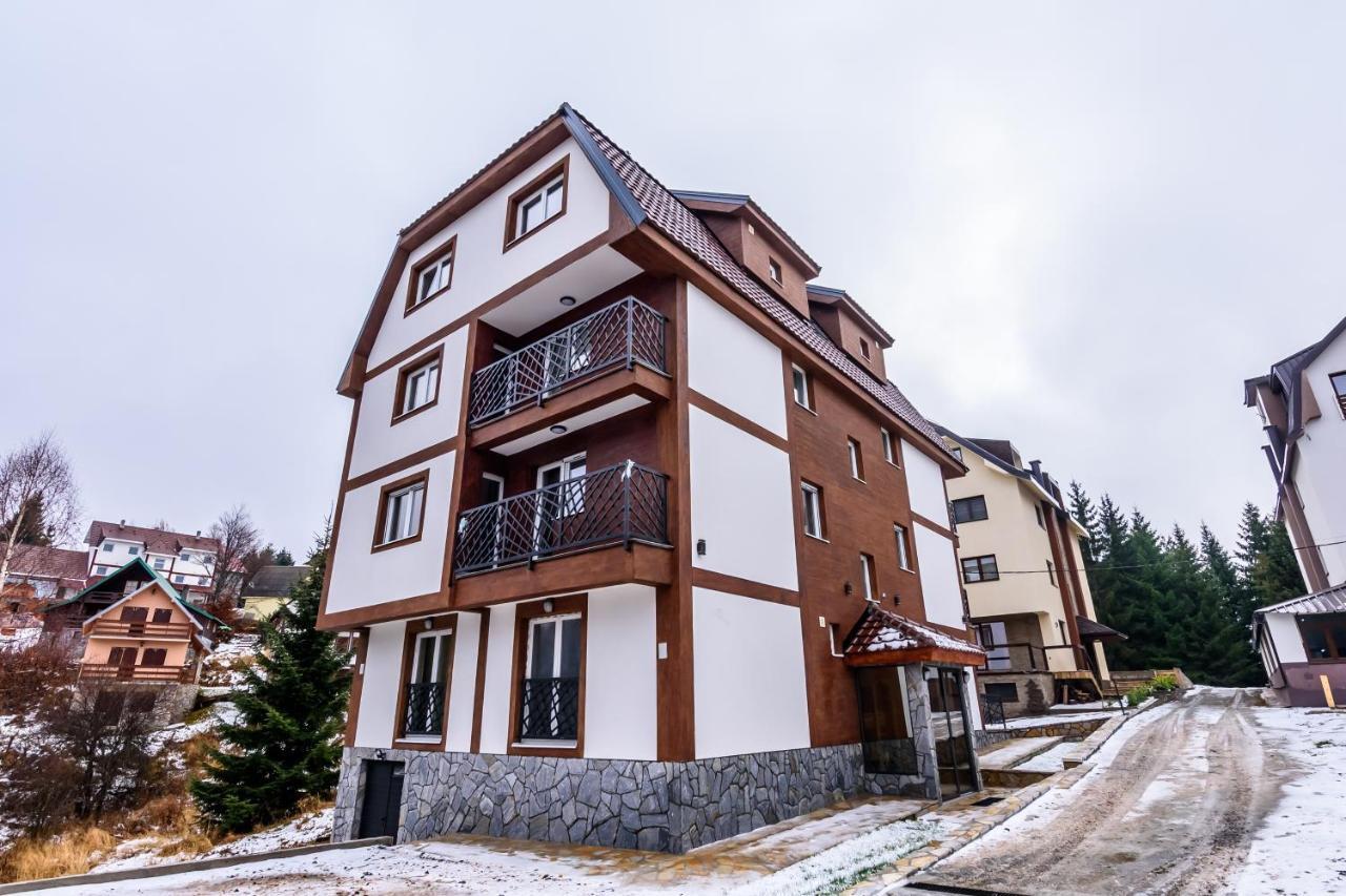 Apartmani “Lazar” I “Lena” コパオニク エクステリア 写真