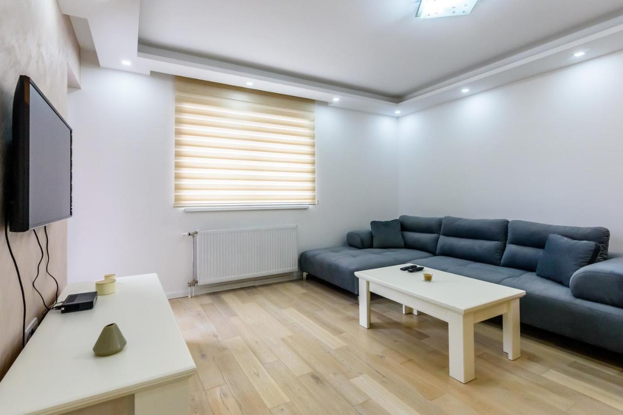 Apartmani “Lazar” I “Lena” コパオニク エクステリア 写真