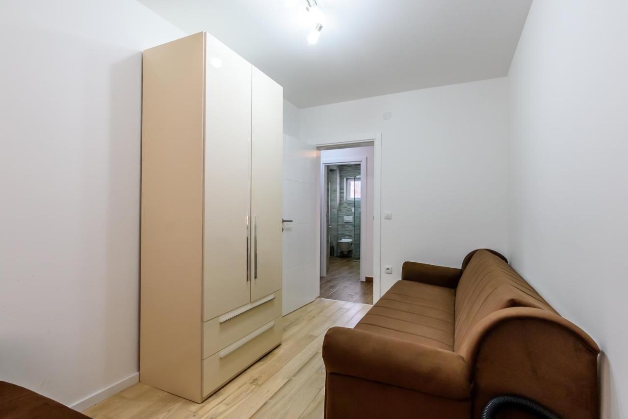 Apartmani “Lazar” I “Lena” コパオニク エクステリア 写真
