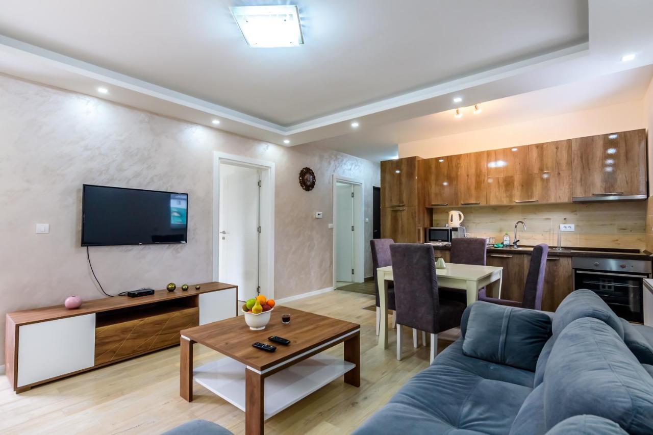 Apartmani “Lazar” I “Lena” コパオニク エクステリア 写真